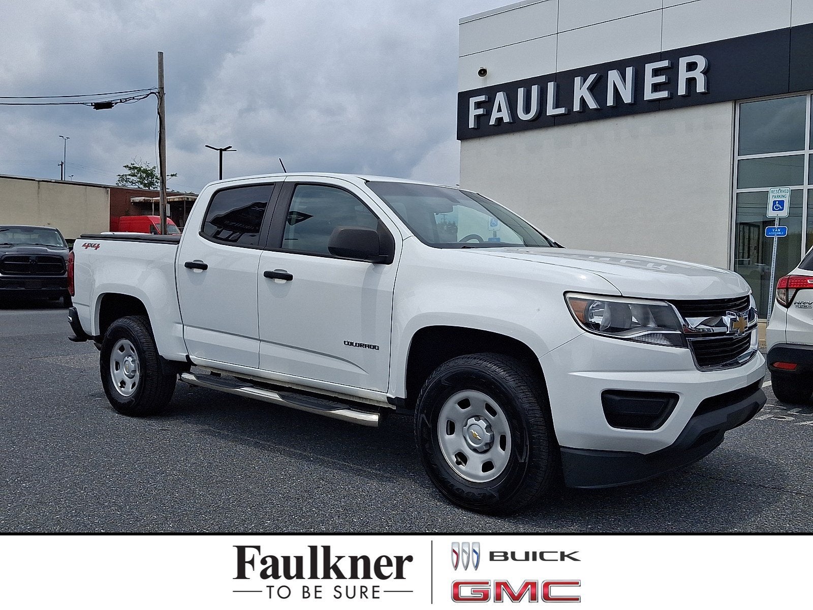 2019 Chevrolet Colorado 4WD Work Truck in Summit White — front three-quarter view