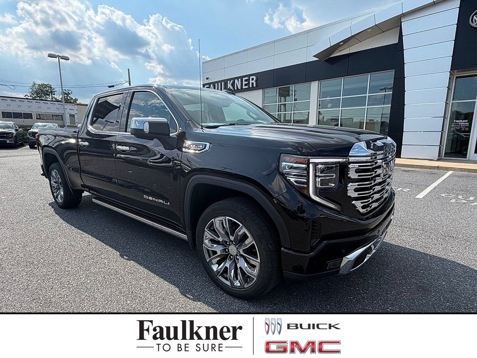 2023 GMC Sierra 1500 Denali in Onyx Black — front three-quarter view
