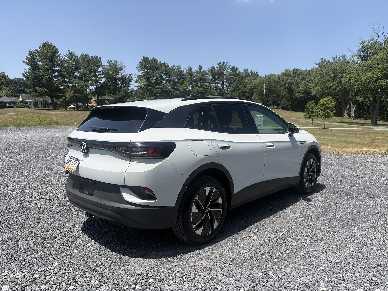 2022 Volkswagen ID.4 — detail view