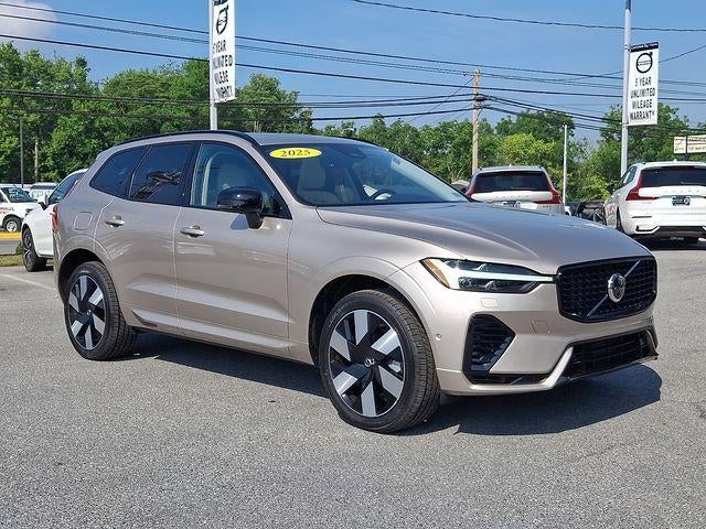 2025 Volvo XC60 Plug-In Hybrid