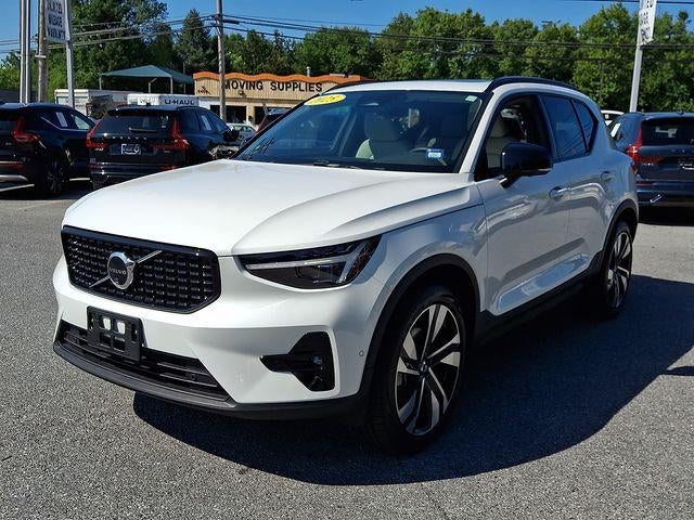 2025 Volvo XC40 — rear three-quarter view