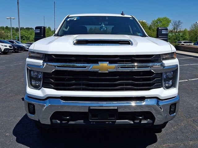 2025 Chevrolet Silverado 2500 HD — rear three-quarter view